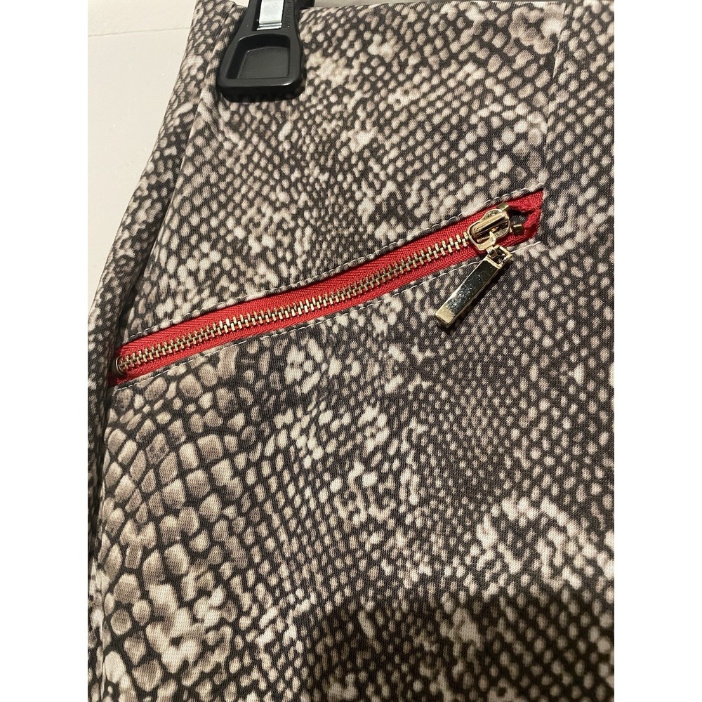 Alfani Snake Print Pencil Skirt Size 2 Red Zip Accent Stretch Midi Career Chic - Picture 3 of 5